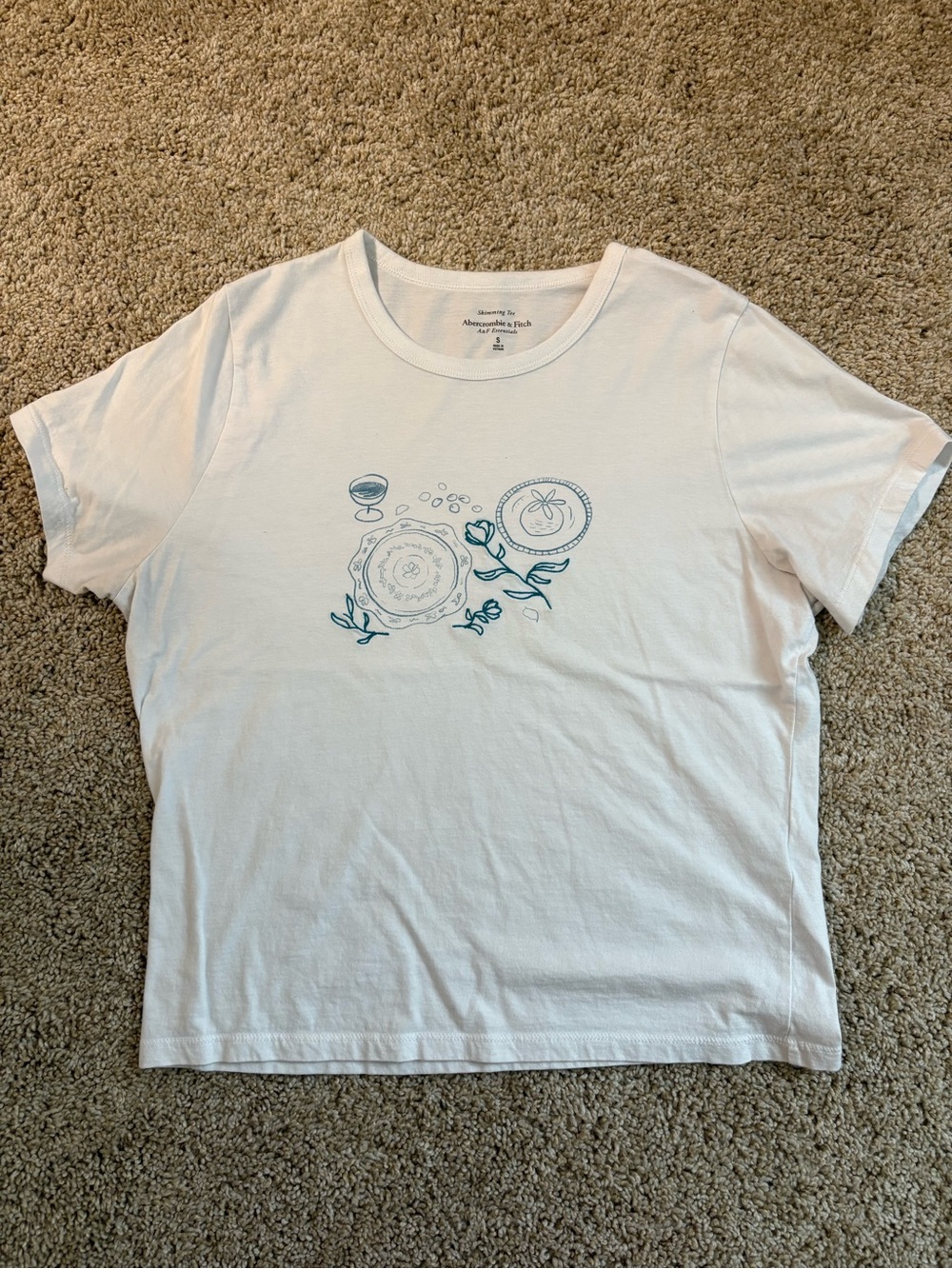 Abercrombie & Fitch White Short Sleeve Tee with Blue Graphic